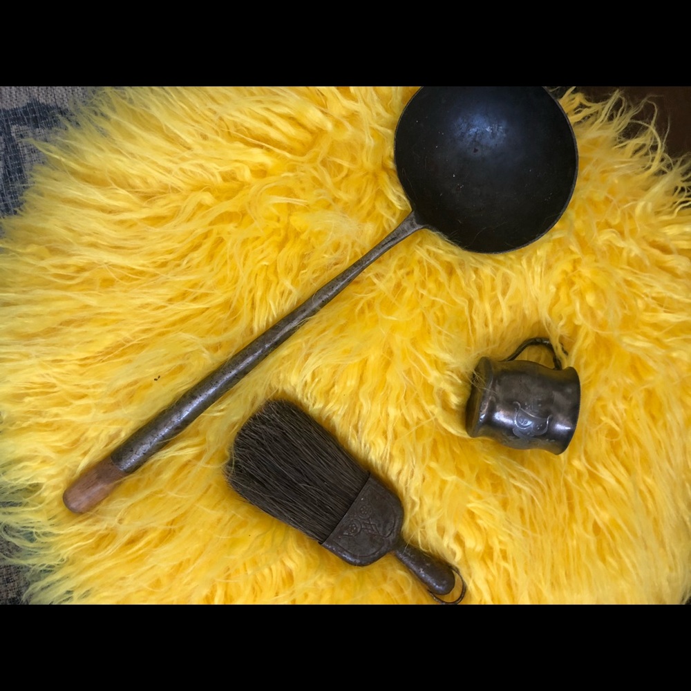 Very Cool Antique Home Goods💕